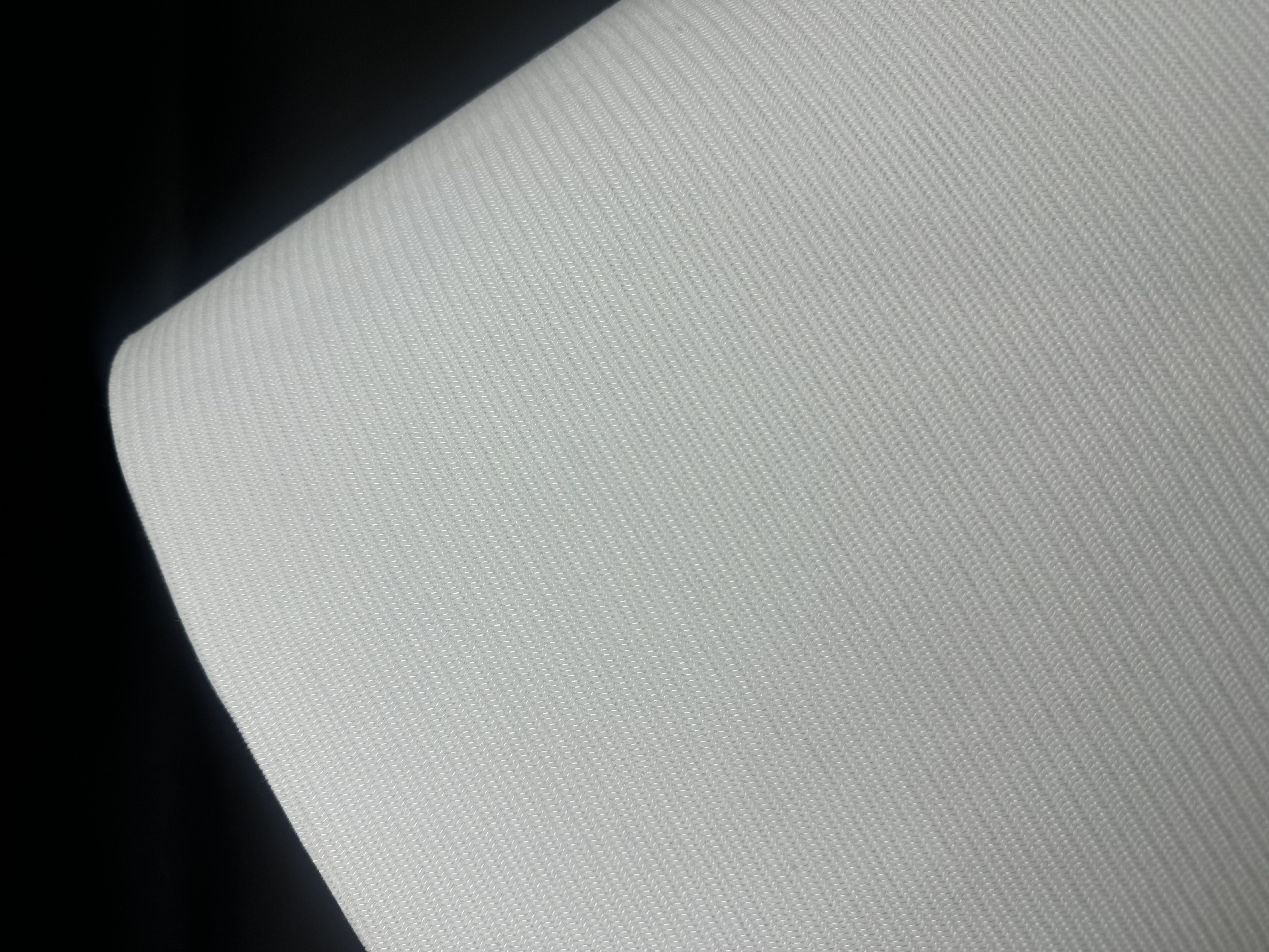 Nonwoven fabric --stroblr