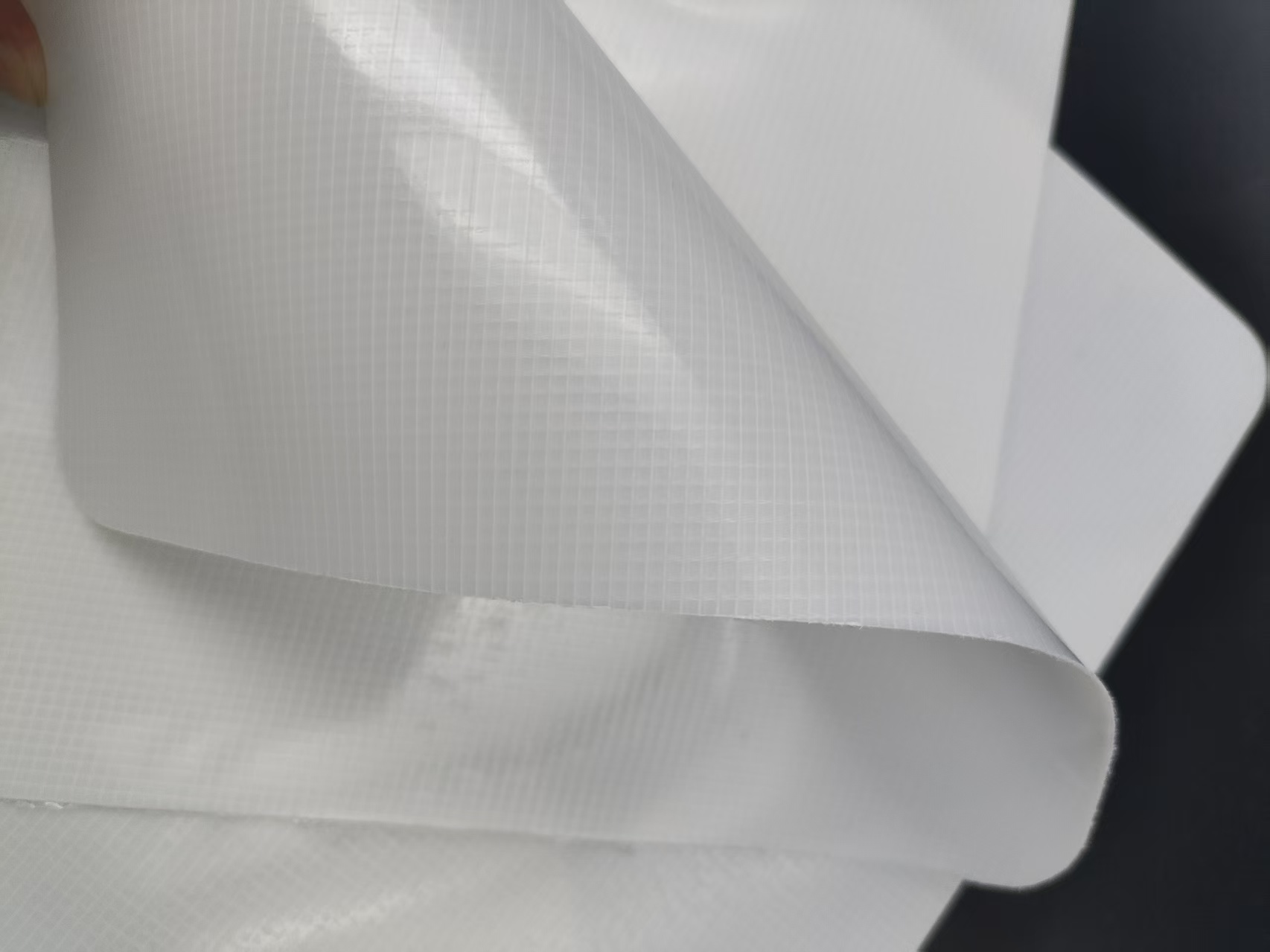 THREE-LAYERS COEXTRUSION THERMOPLASTIC